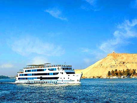 Zahra Oberoi Nile Cruise